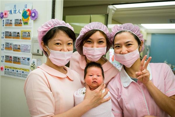 【꿈해몽】꿈에서 조산사의 의미와 상징은 무엇입니까?