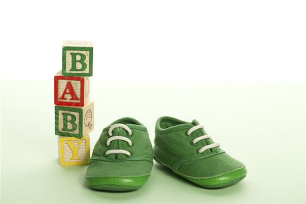 【꿈해몽】꿈에서 아이들을 위해 신발을 사는 의미와 상징