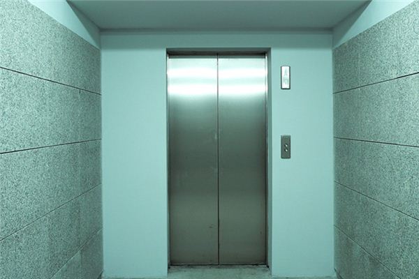 【꿈해몽】엘리베이터에 관한 꿈의 의미와 상징