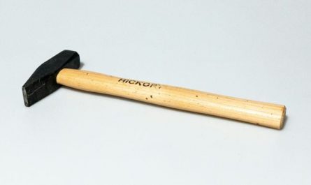 【꿈해몽】망치에 관한 꿈: 41가지 유형과 해석