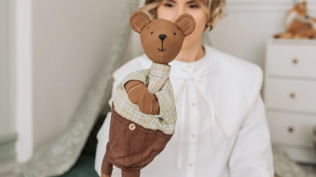 【꿈해몽】봉제 인형을 버리는 꿈: 6가지 의미와 상징