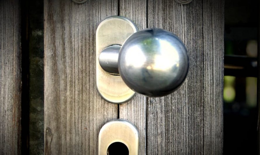 【꿈해몽】밤에 현관문을 꿈꾸다: 6가지 의미와 상징