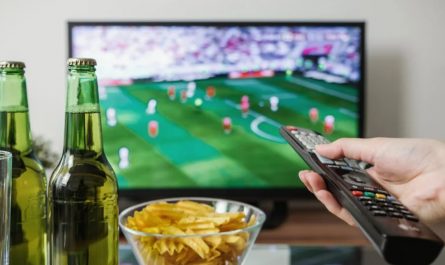 【꿈해몽】꿈에서 TV로 축구 경기를 보는 것: 7가지 의미와 상징