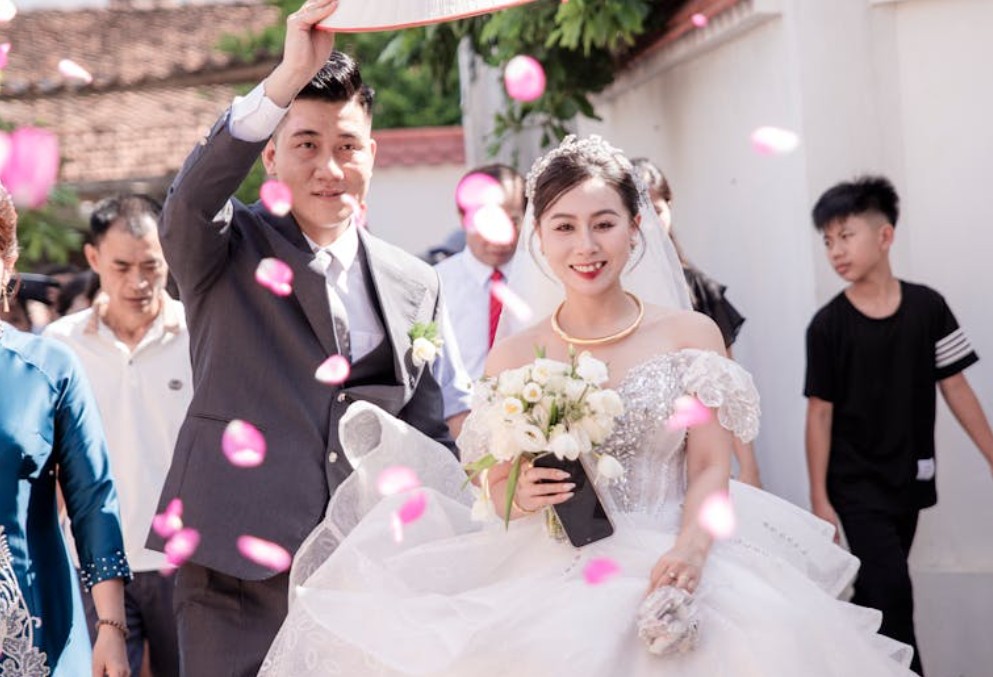 【꿈해몽】친구의 여동생 결혼식 꿈: 6가지 의미와 상징